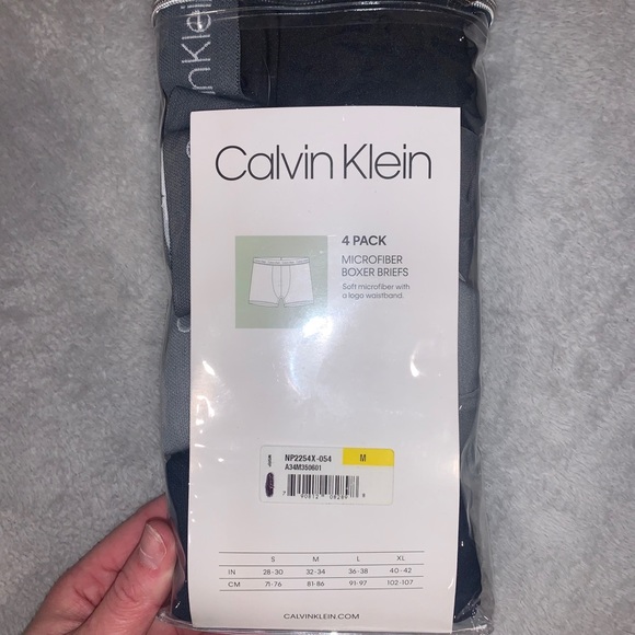 Brand New Men’s Calvin Klein Boxer Briefs - Picture 2 of 3